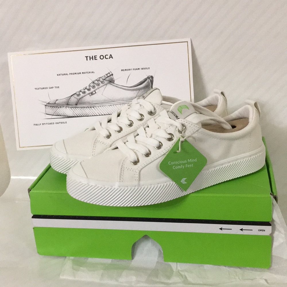 Cariuma White Sneakers worn once at wedding reception